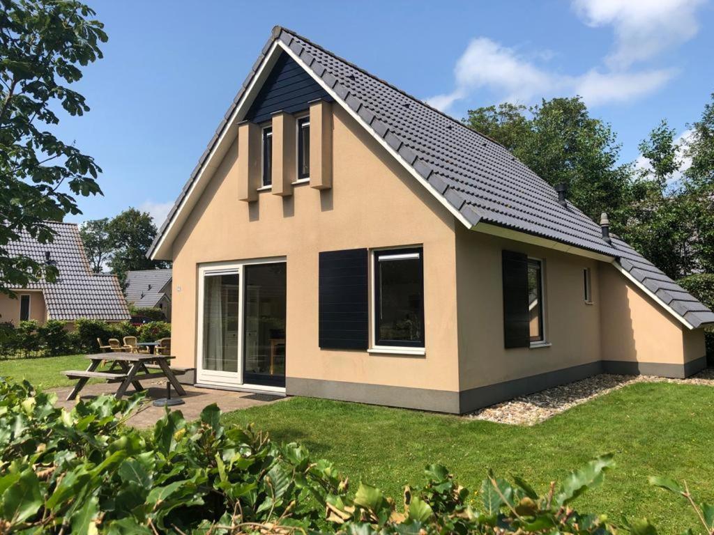 Vakantiehuis Kiki Sondel Luaran gambar