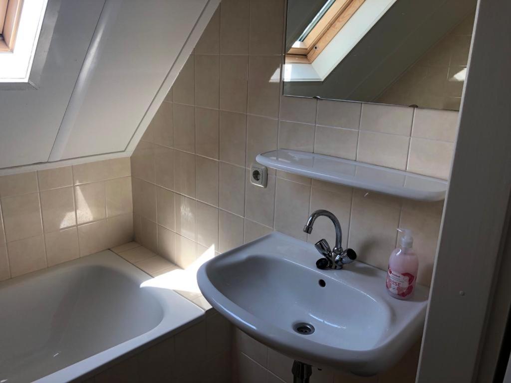 Vakantiehuis Kiki Sondel Luaran gambar