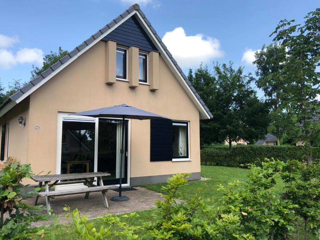 Vakantiehuis Kiki Sondel Luaran gambar